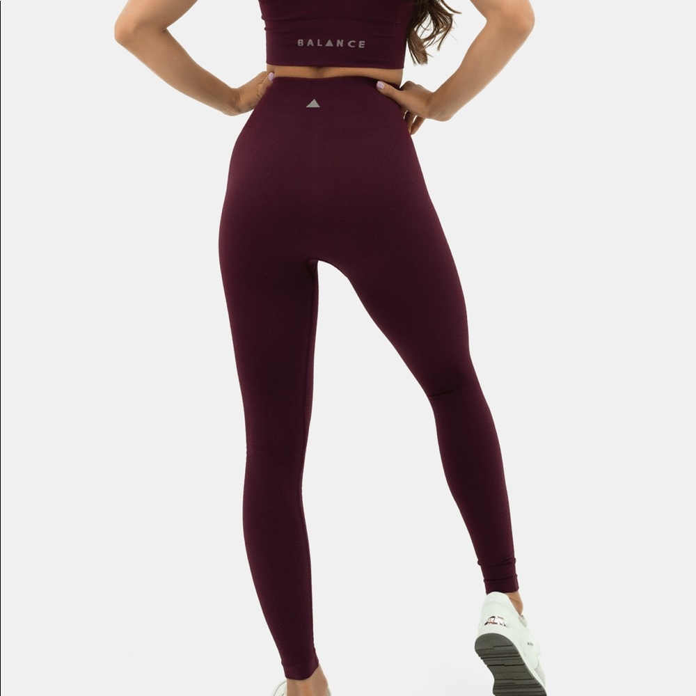Balance Athletica Quartz Leggings Amethyst